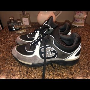 Chanel black sneakers EXCELLENT condition! Size 39